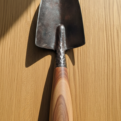 Long-Handle Digging Spade - hardwood shaft garden spade
